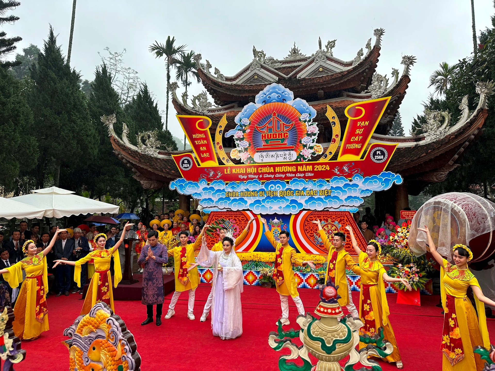 KHAI HỘI CH